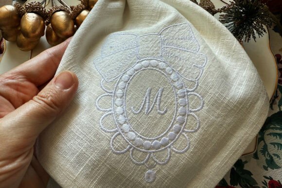 Review: Wedding Frame Machine Embroidery Designs